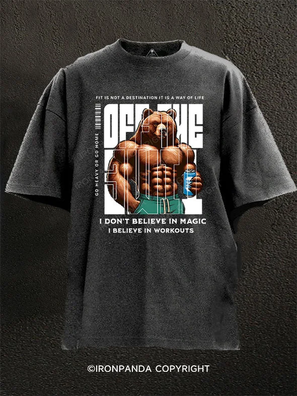 Simple T-shirts for minimalistic fashion-bear bodybuilding Washed Gym Shirt