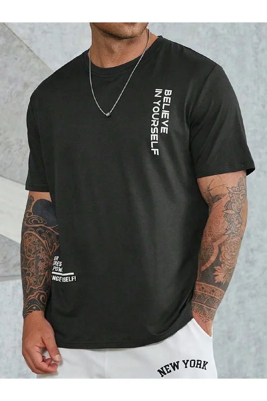 Best T-shirts for layering with jackets or hoodies-Men's Black Believe Printed Oversize T-shirt