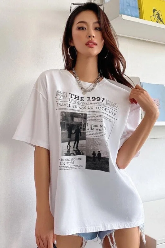 Soft T-shirts for sensitive skin-Women's White 1997 Printed Oversize T-shirt