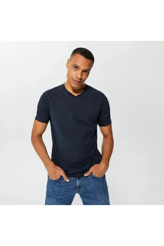 T-shirts with artistic designs for creative minds-Men's Cotton V Neck Regular Fit Navy Blue T-shirt 50468348-404